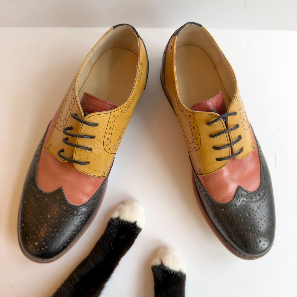 Ulite Women's Perforated Leather Oxford Shoes Mustard, Brick Red, Black Size 9